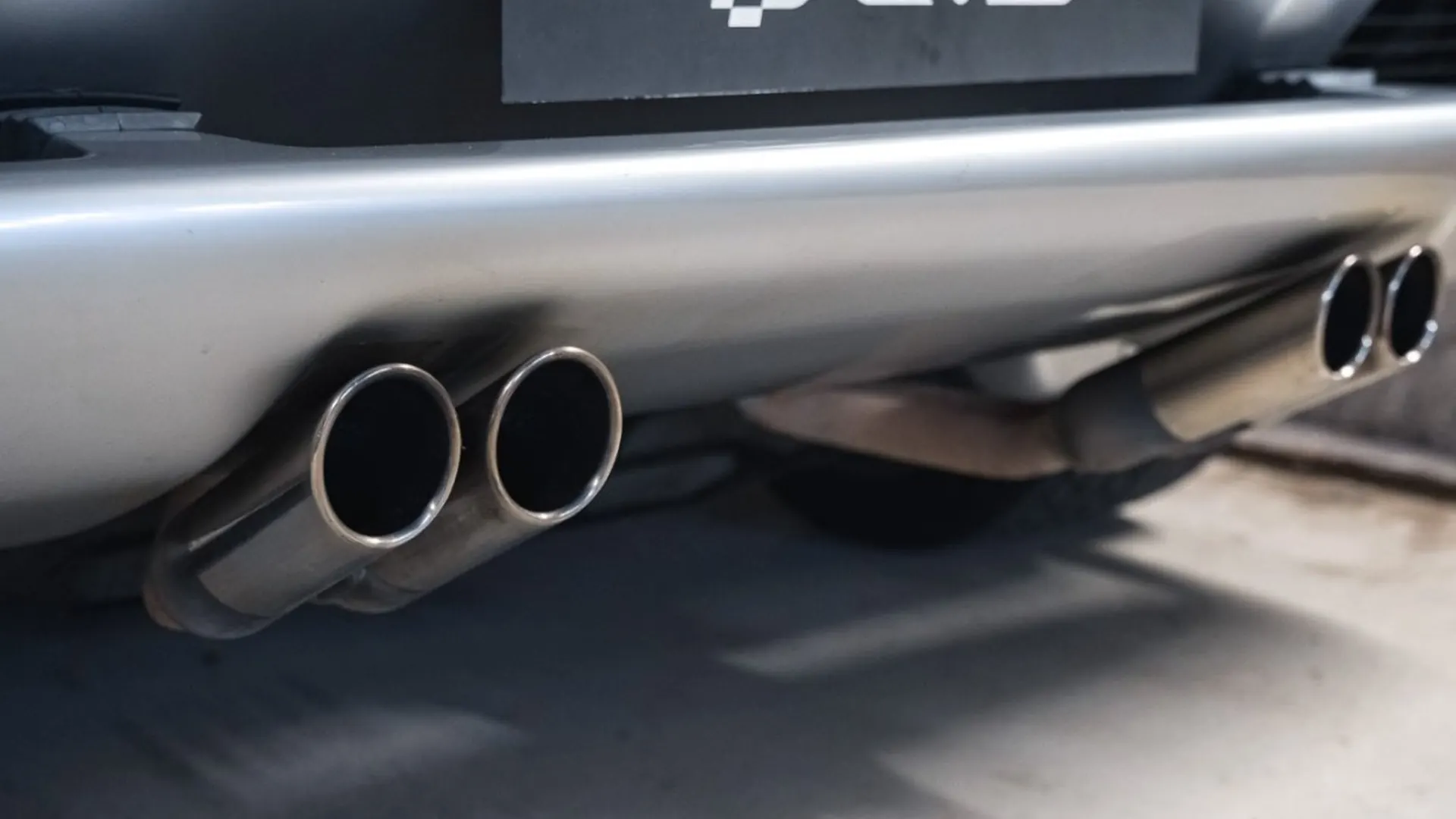 Lamborghini Diablo — photo 24