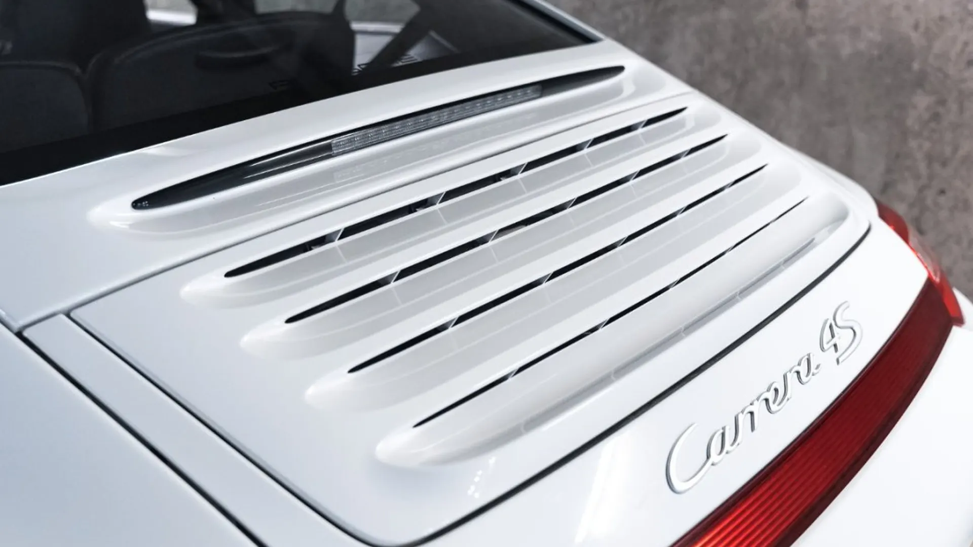 Porsche 911 — photo 15