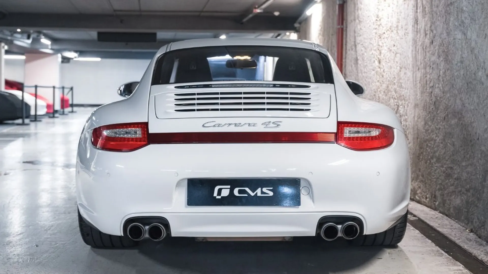 Porsche 911 — photo 18
