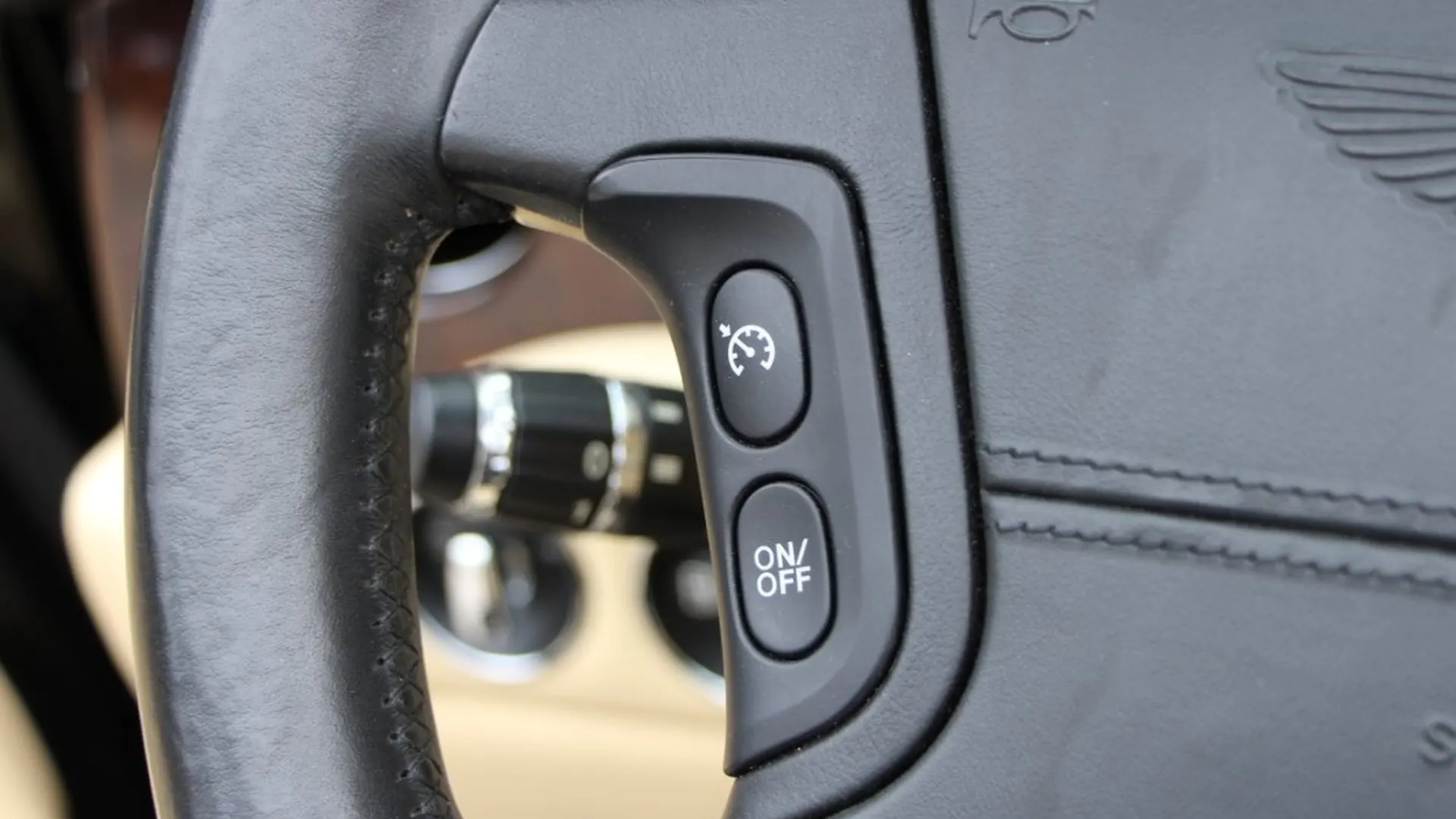Bentley Azure — photo 20