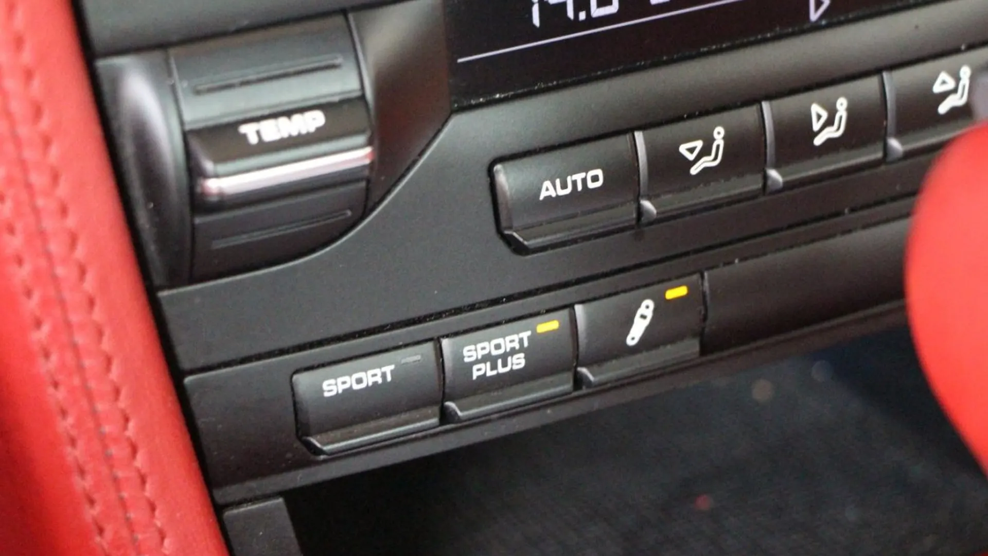 Porsche 911 — photo 20