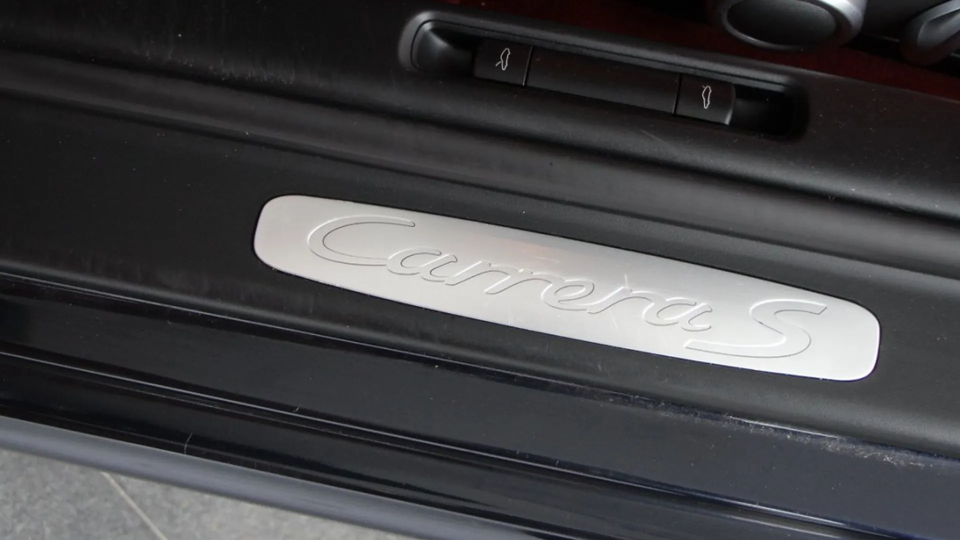 Porsche 911 — photo 10
