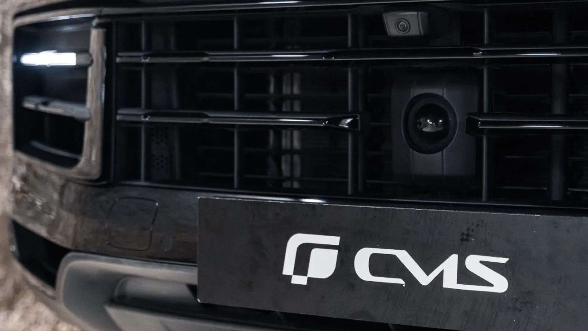 Porsche Cayenne — photo 6