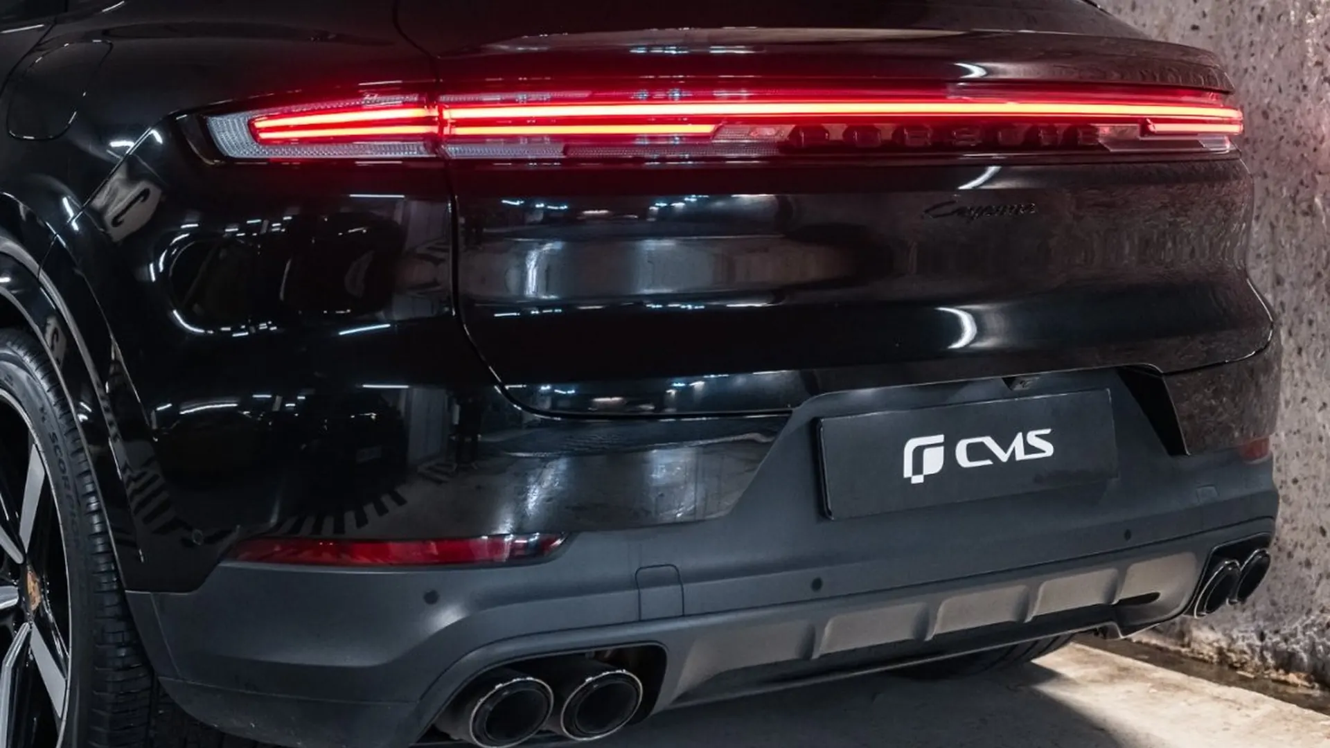 Porsche Cayenne — photo 14