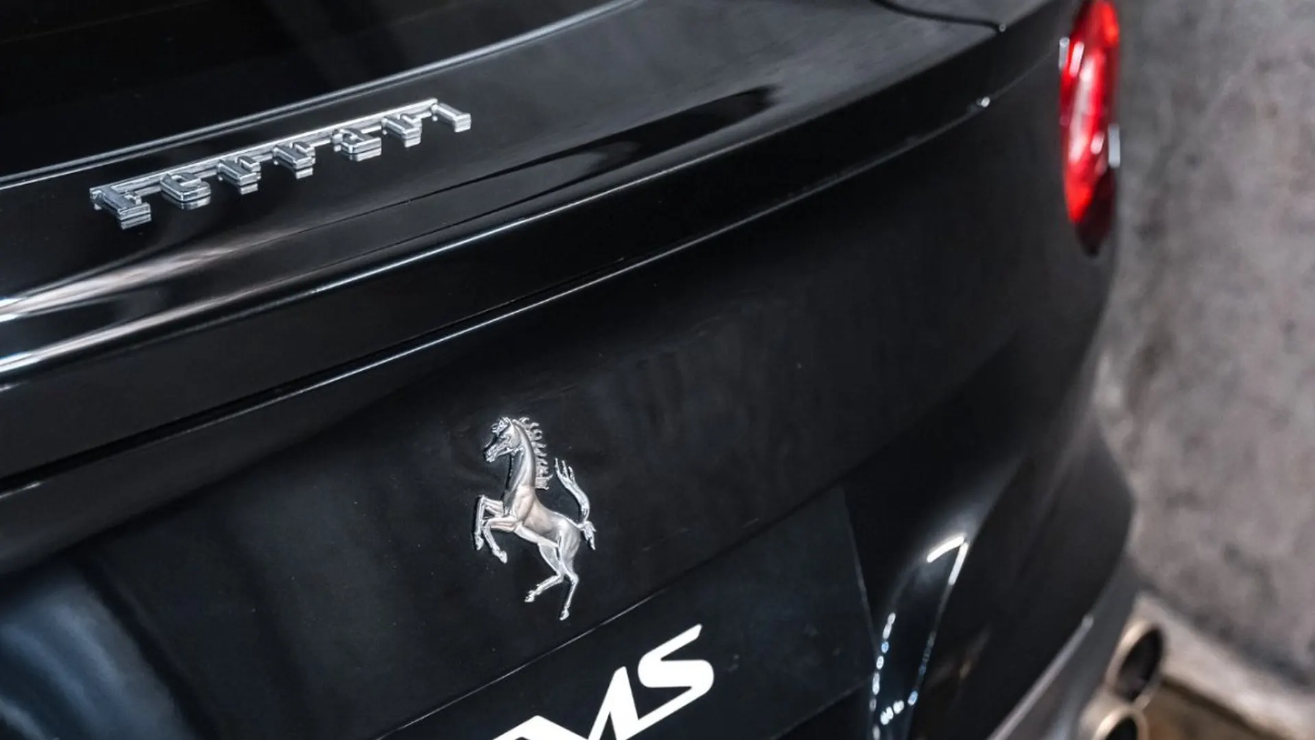 Ferrari F12 — photo 16
