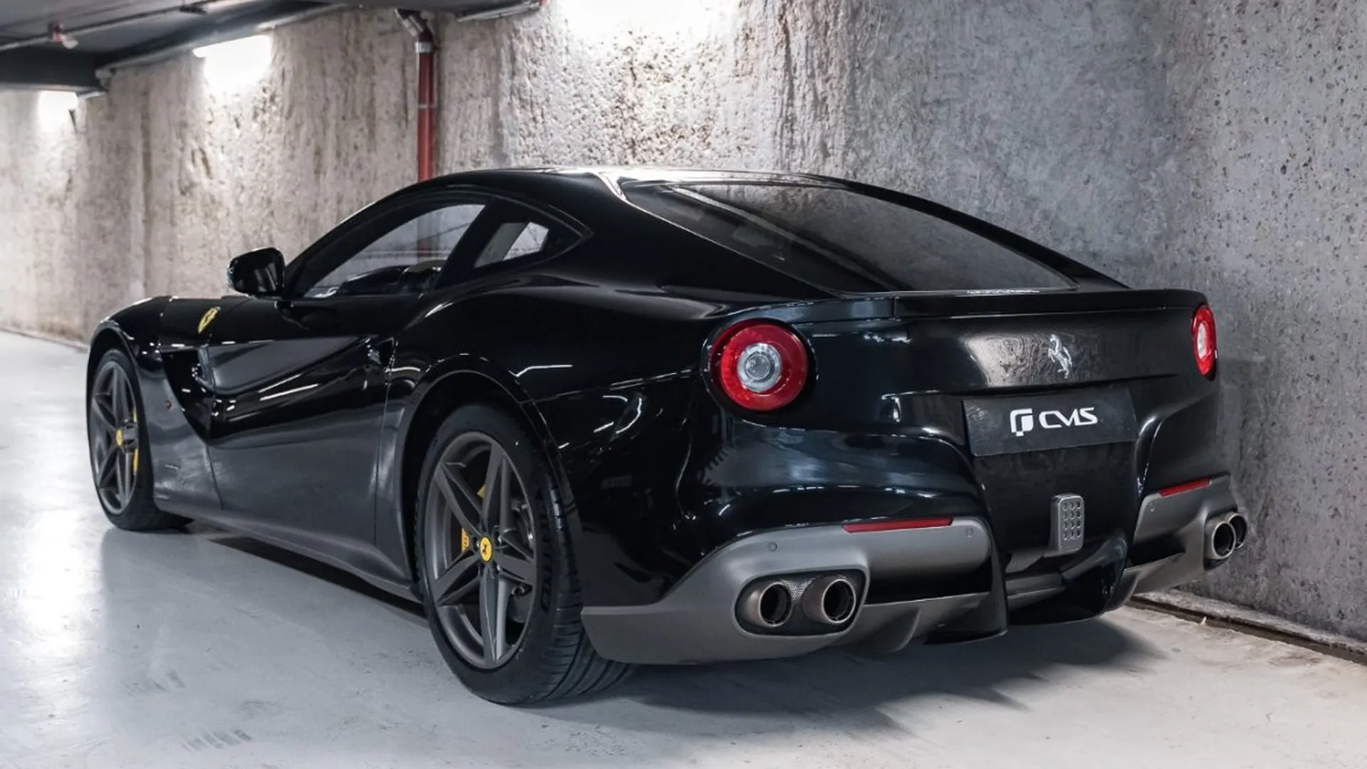 Ferrari F12 — photo 14