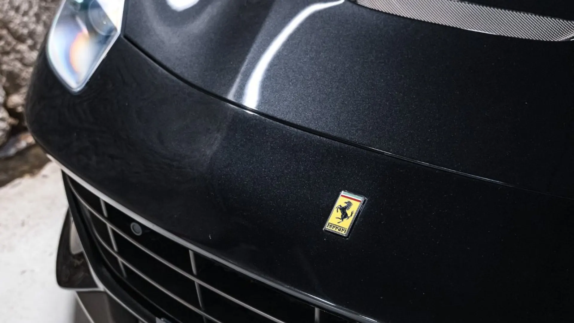Ferrari F12 — photo 5