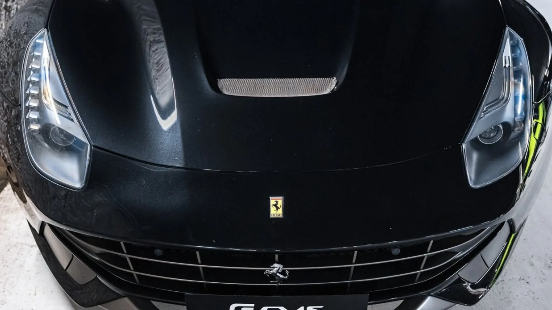 Ferrari F12 — photo 3