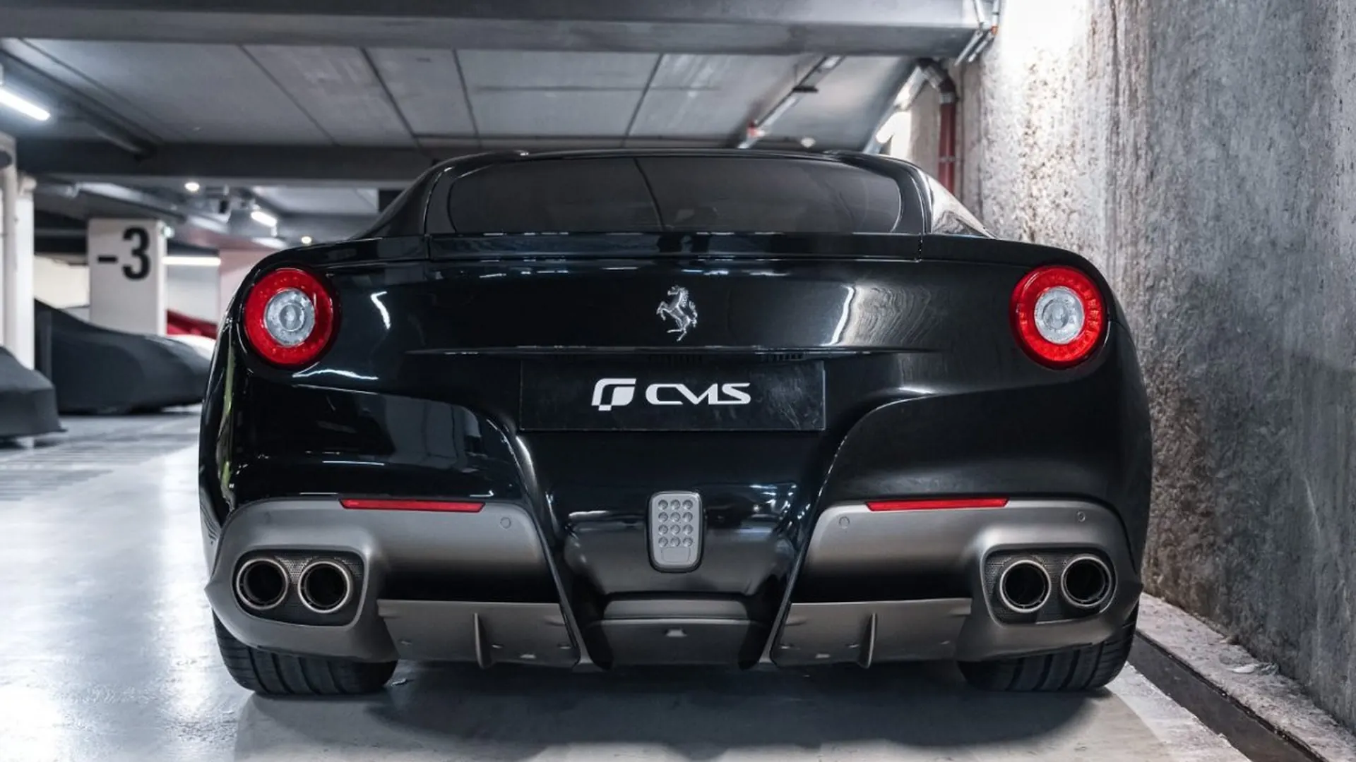 Ferrari F12 — photo 19