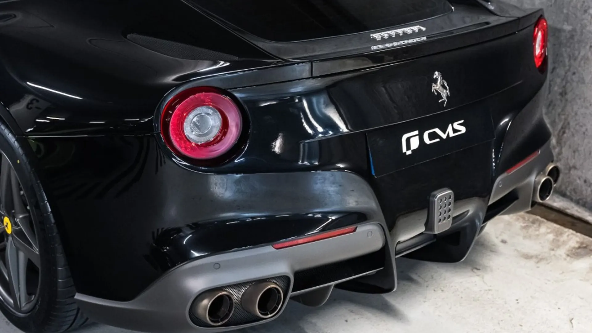 Ferrari F12 — photo 15