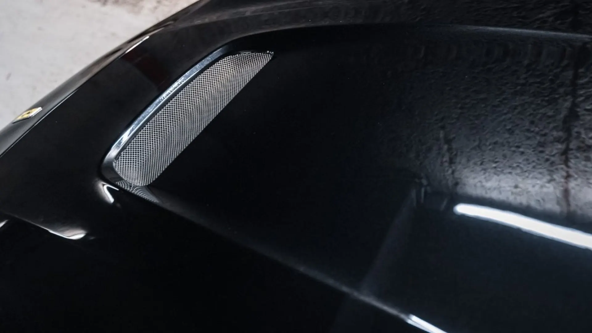 Ferrari F12 — photo 7