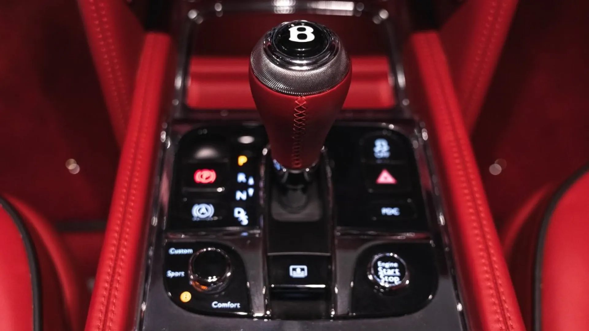 Bentley Mulsanne — photo 46