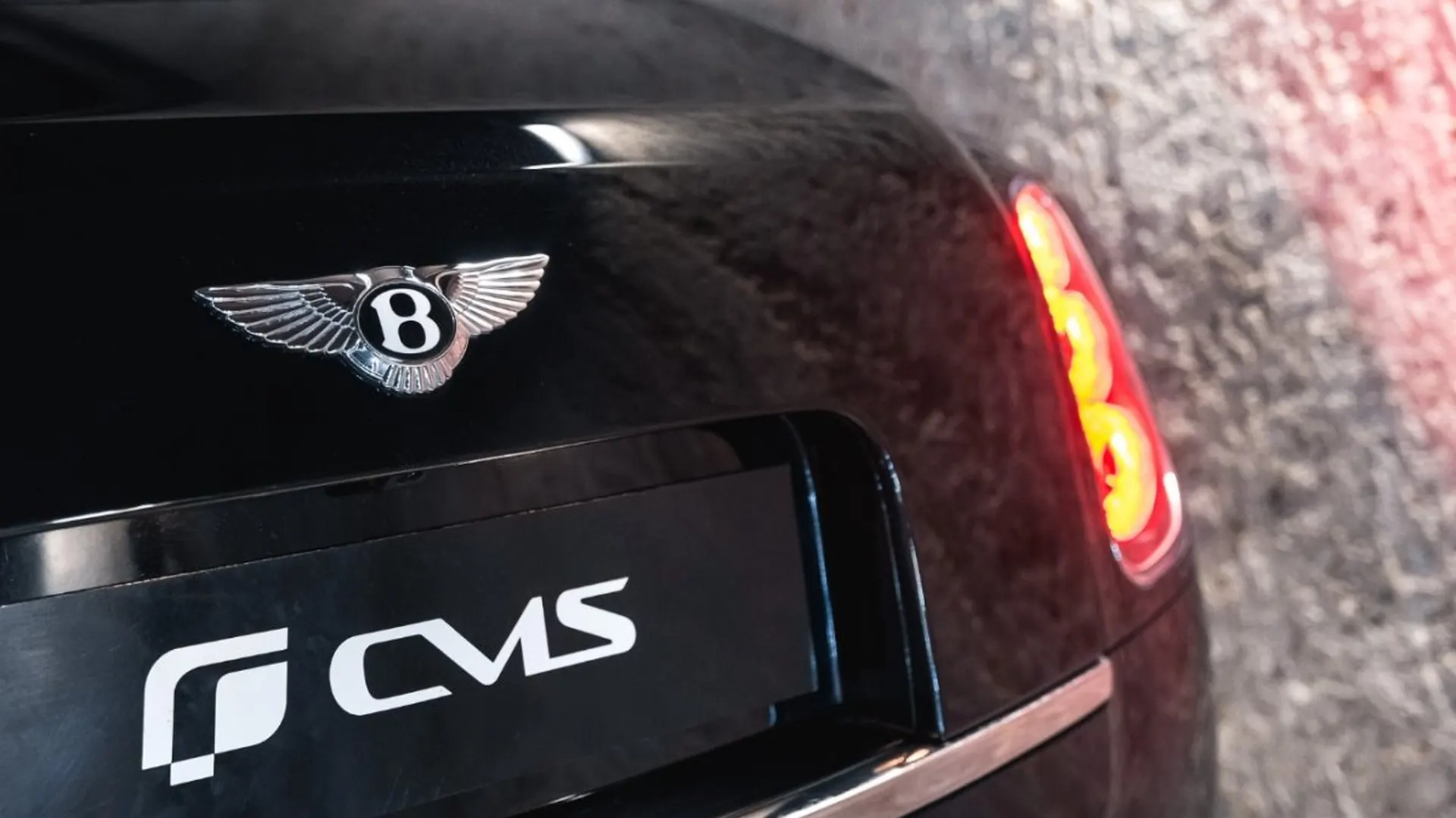 Bentley Mulsanne — photo 18
