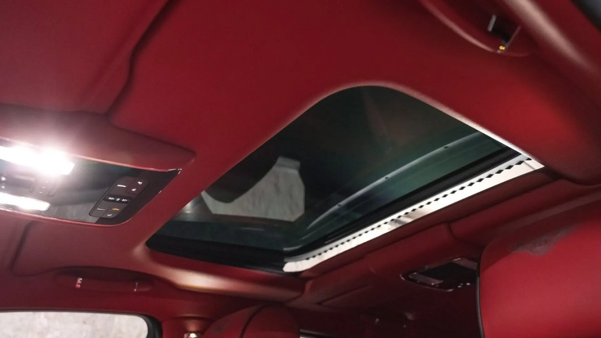 Bentley Mulsanne — photo 35