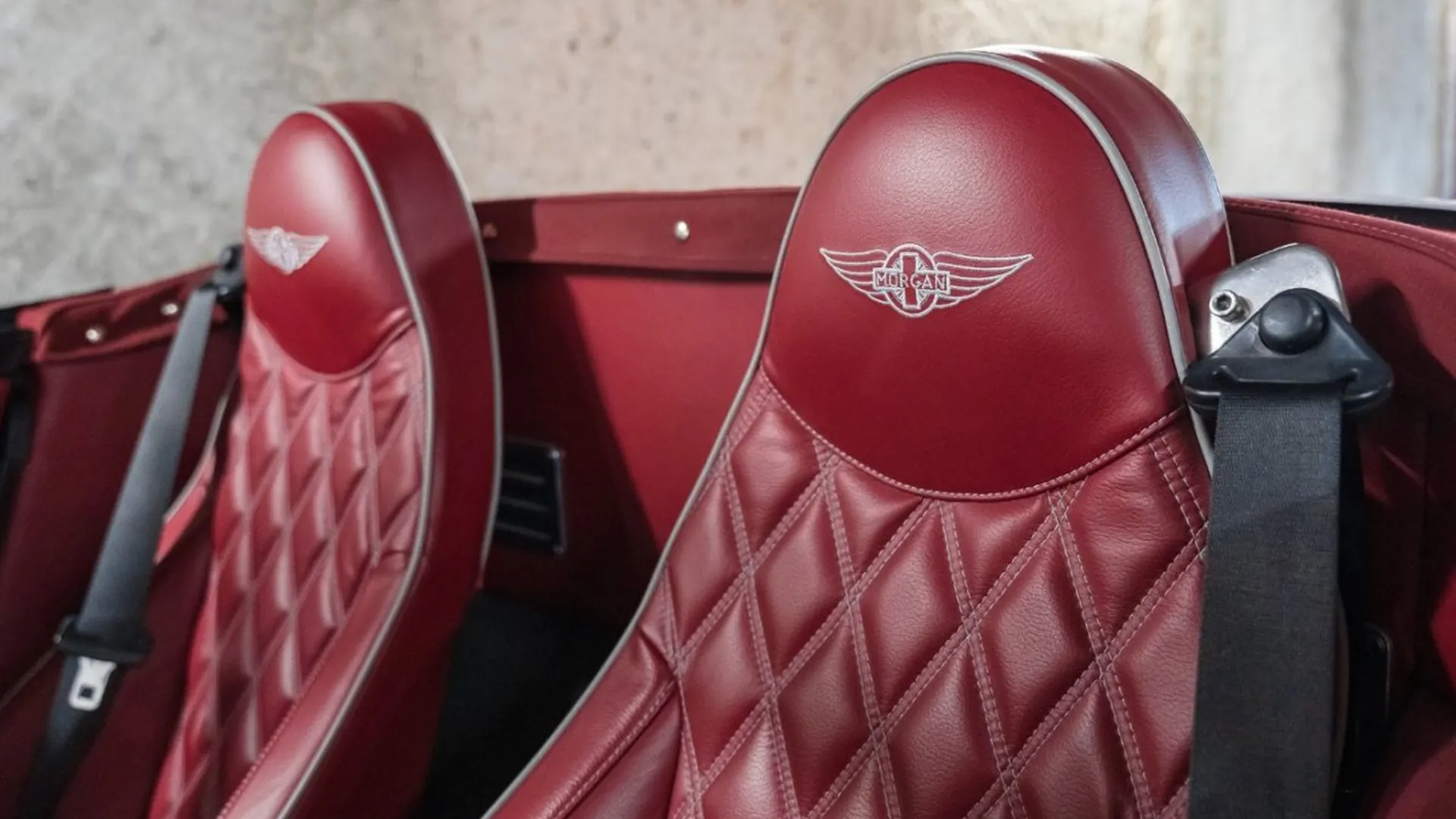 Morgan Aero — photo 33