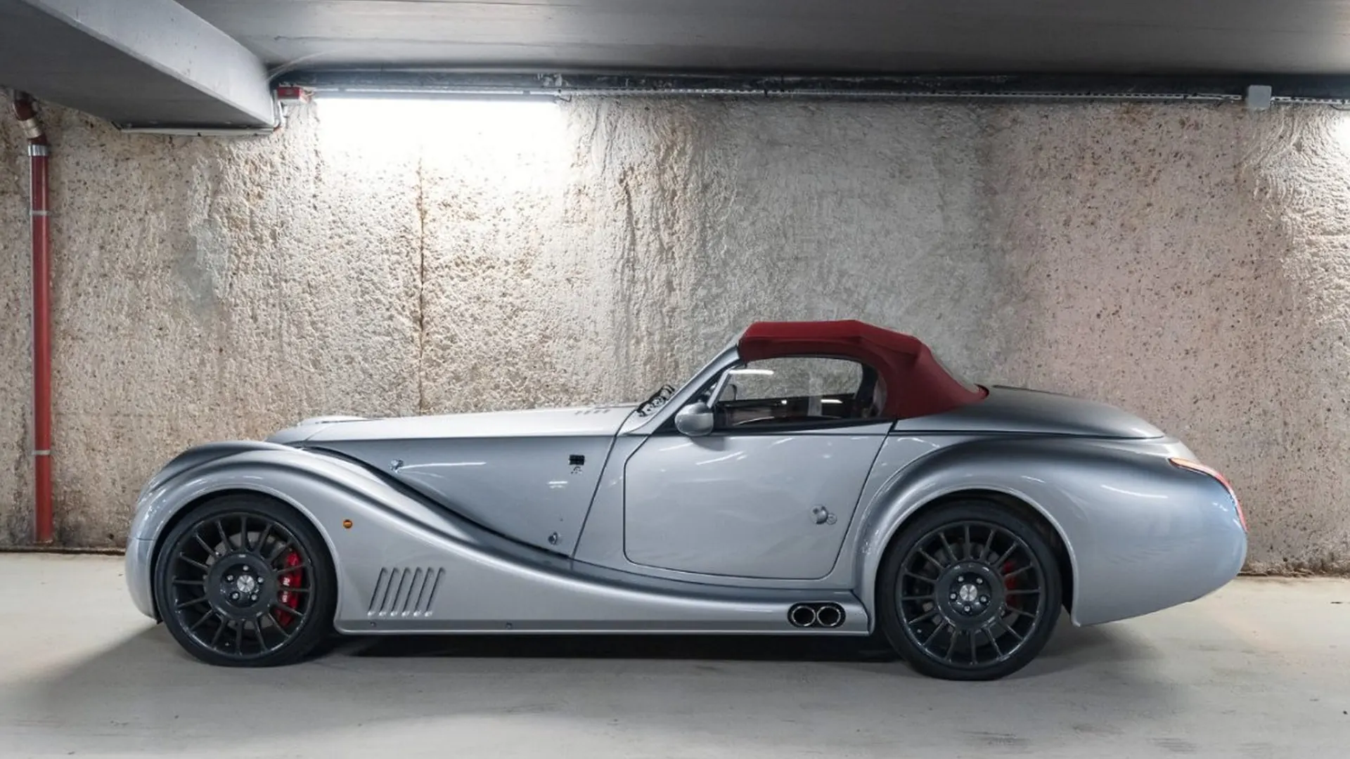 Morgan Aero — photo 10
