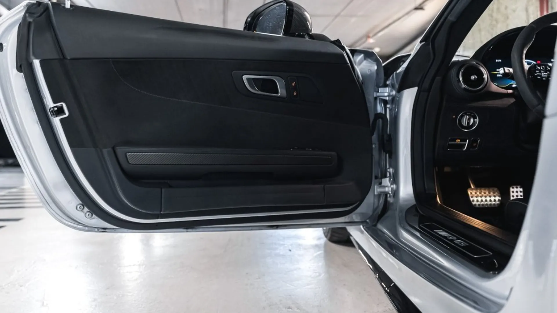 Mercedes AMG — photo 25