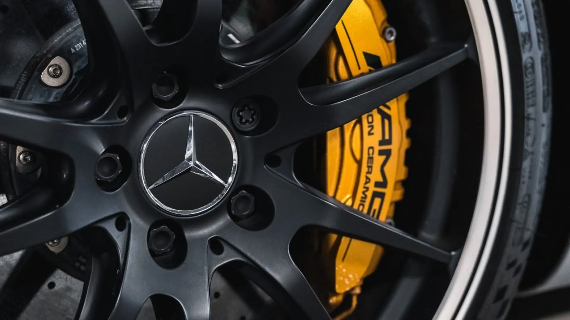 Mercedes AMG — photo 12