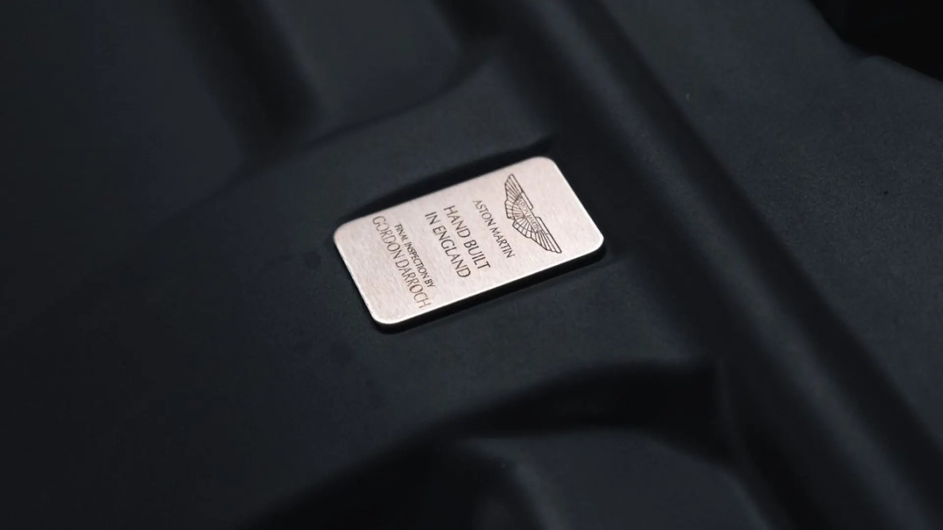 Aston Martin Virage — photo 40