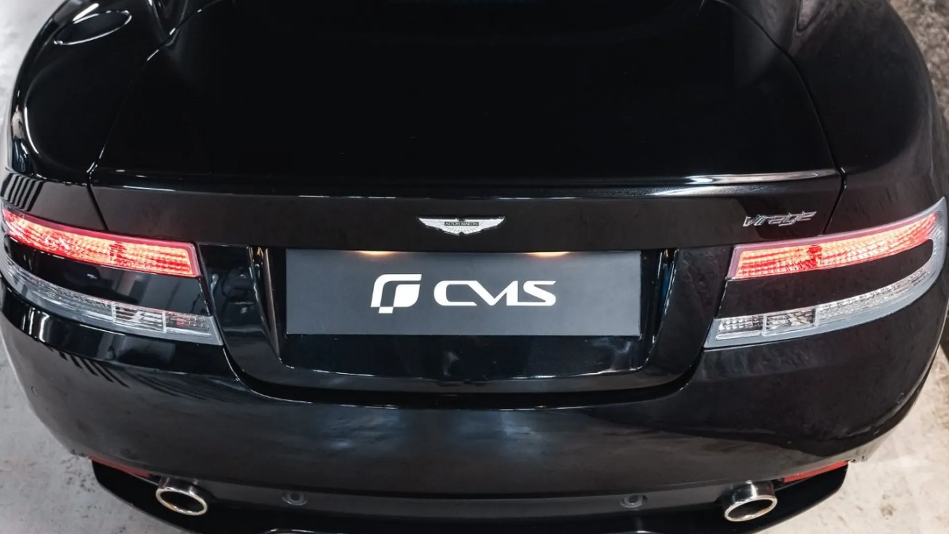 Aston Martin Virage — photo 19
