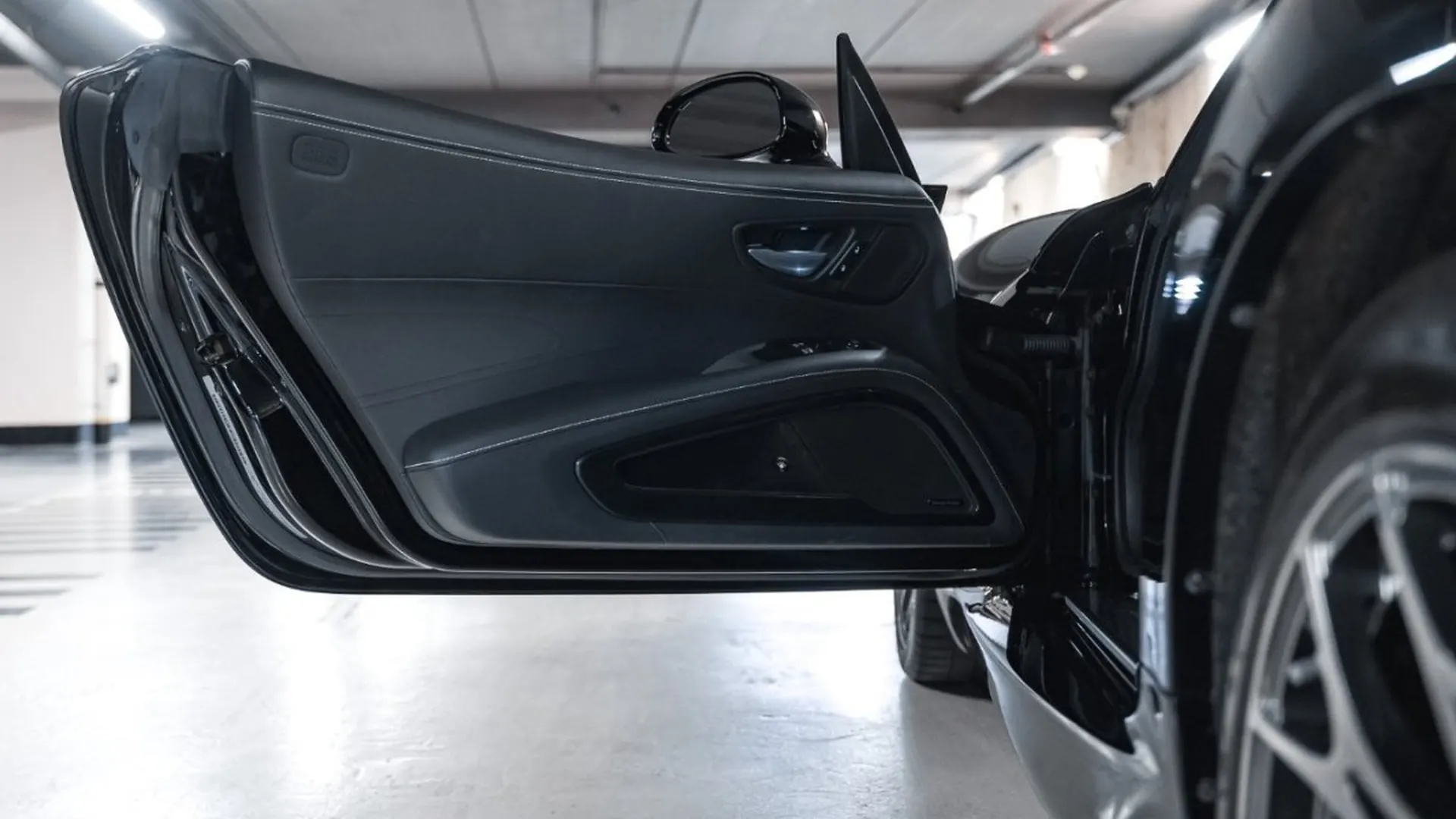 Dodge Viper — photo 25