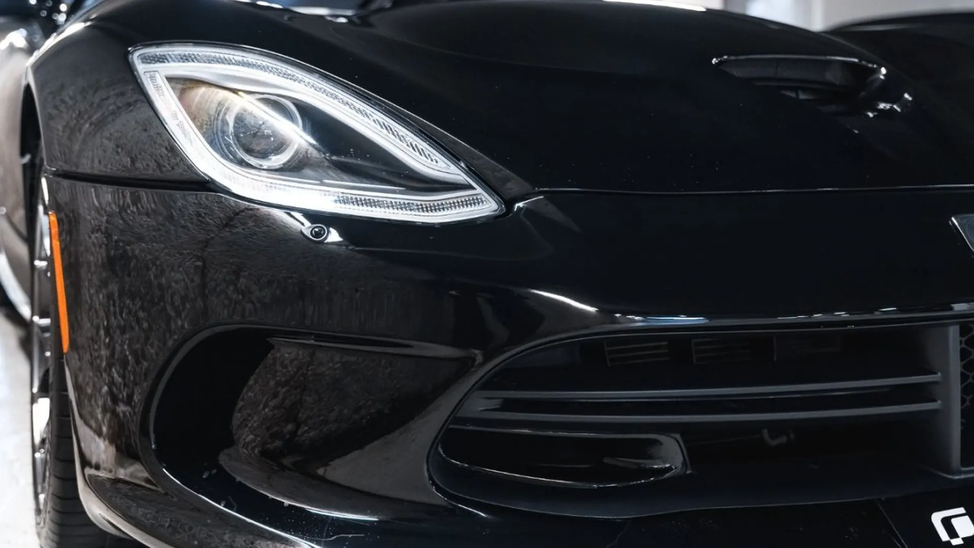 Dodge Viper — photo 7