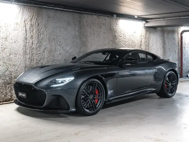 Aston Martin DBS