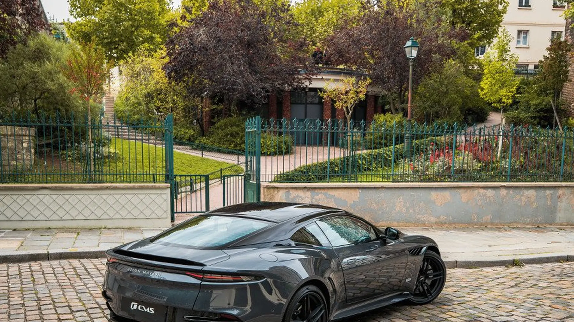 Aston Martin DBS — photo 50