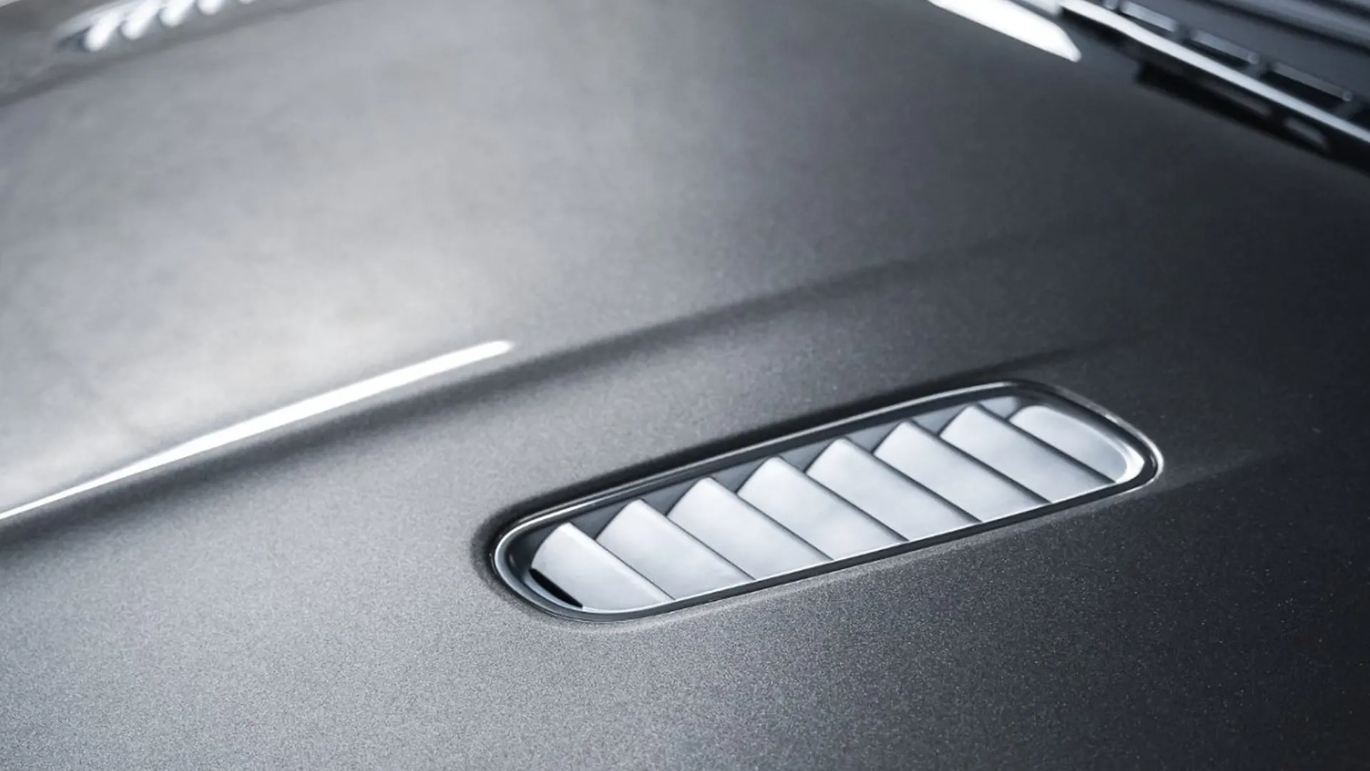 Aston Martin Rapide — photo 5