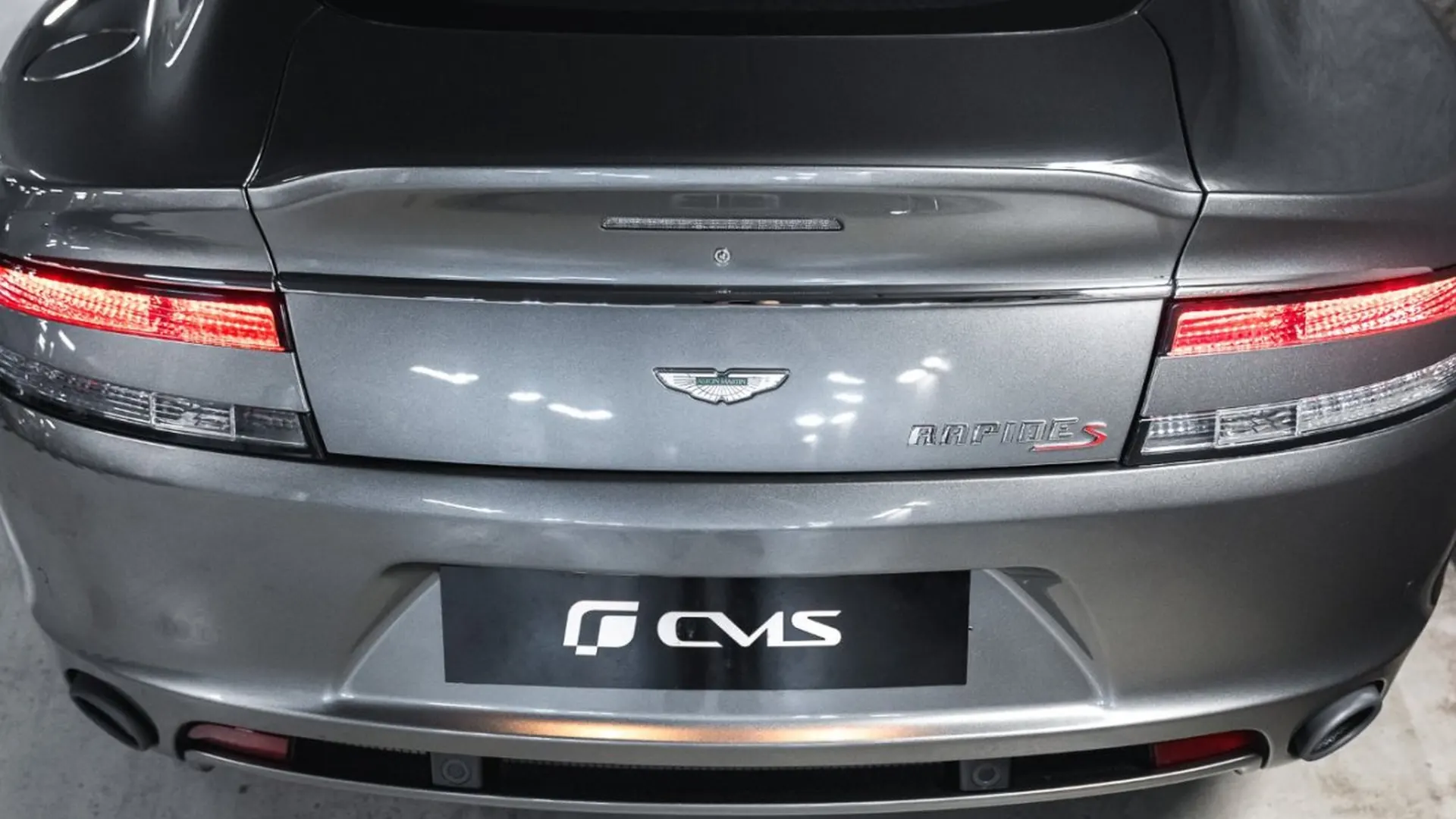 Aston Martin Rapide — photo 20