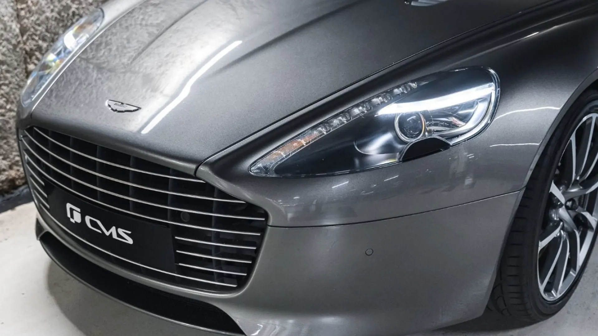Aston Martin Rapide — photo 4