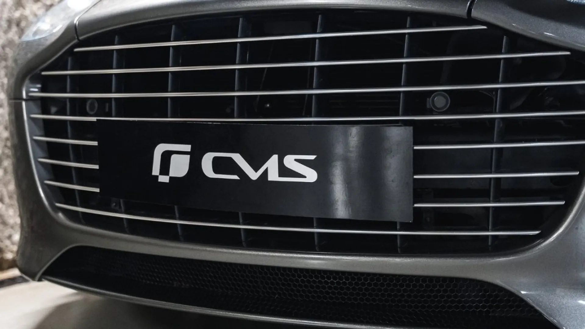 Aston Martin Rapide — photo 7