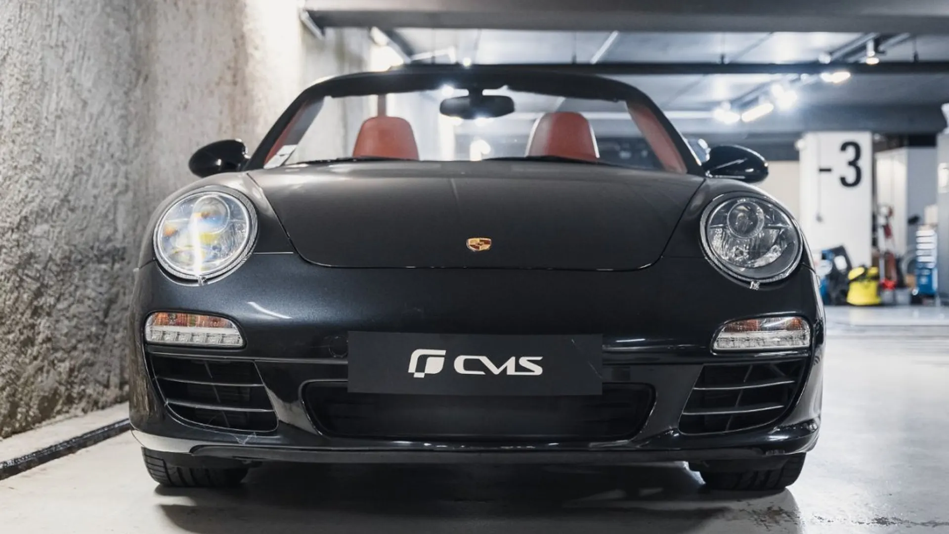 Porsche 911 — photo 2