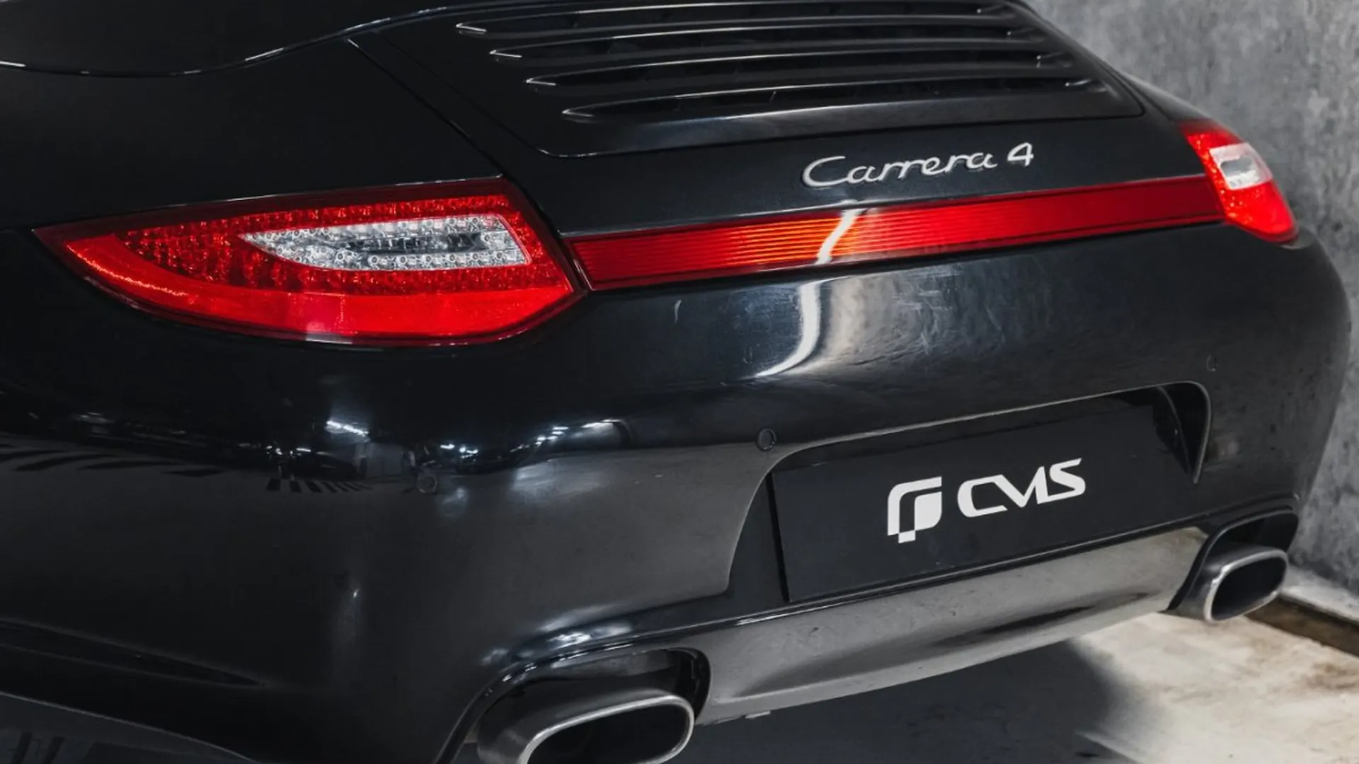 Porsche 911 — photo 13