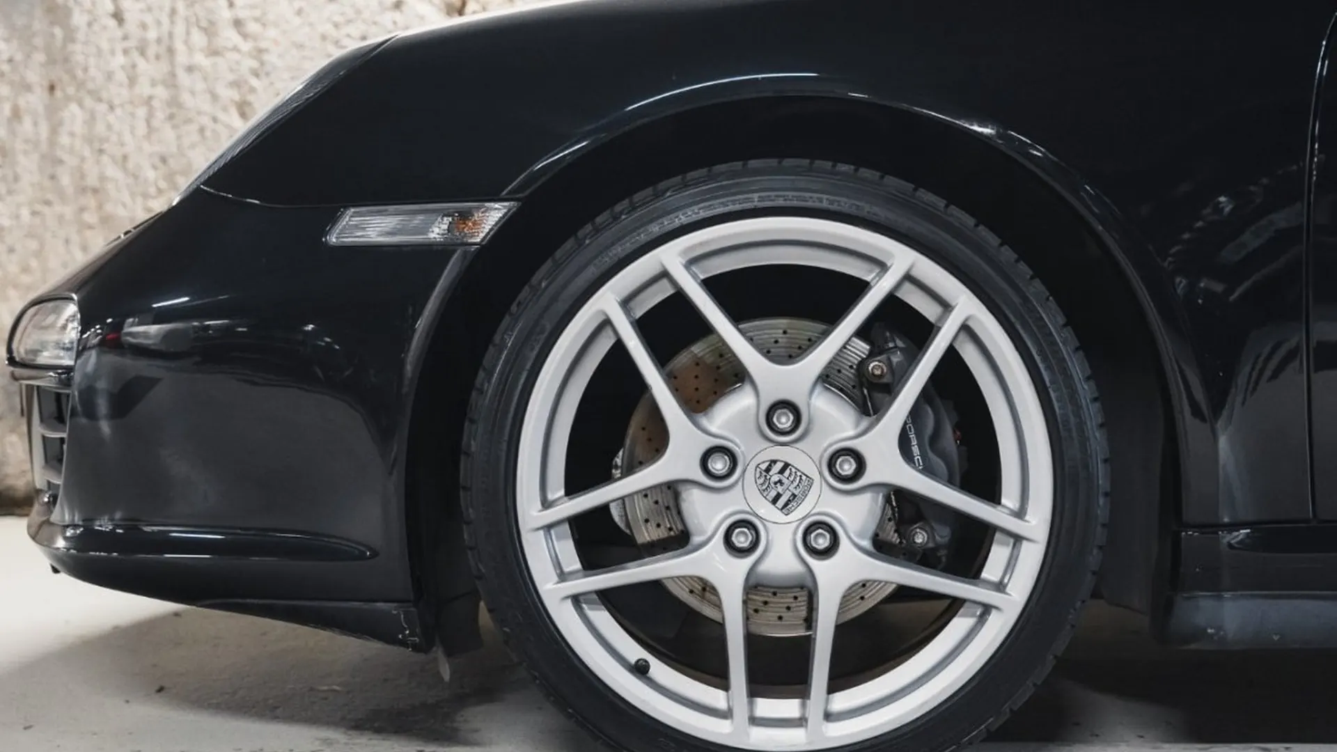 Porsche 911 — photo 8