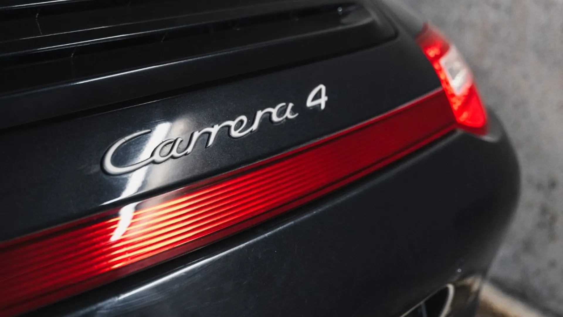 Porsche 911 — photo 14