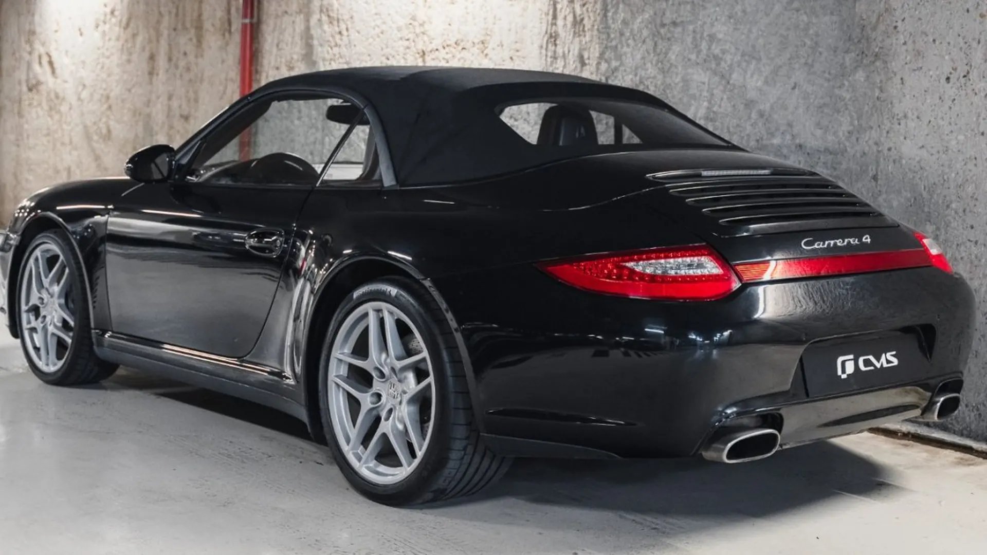 Porsche 911 — photo 10