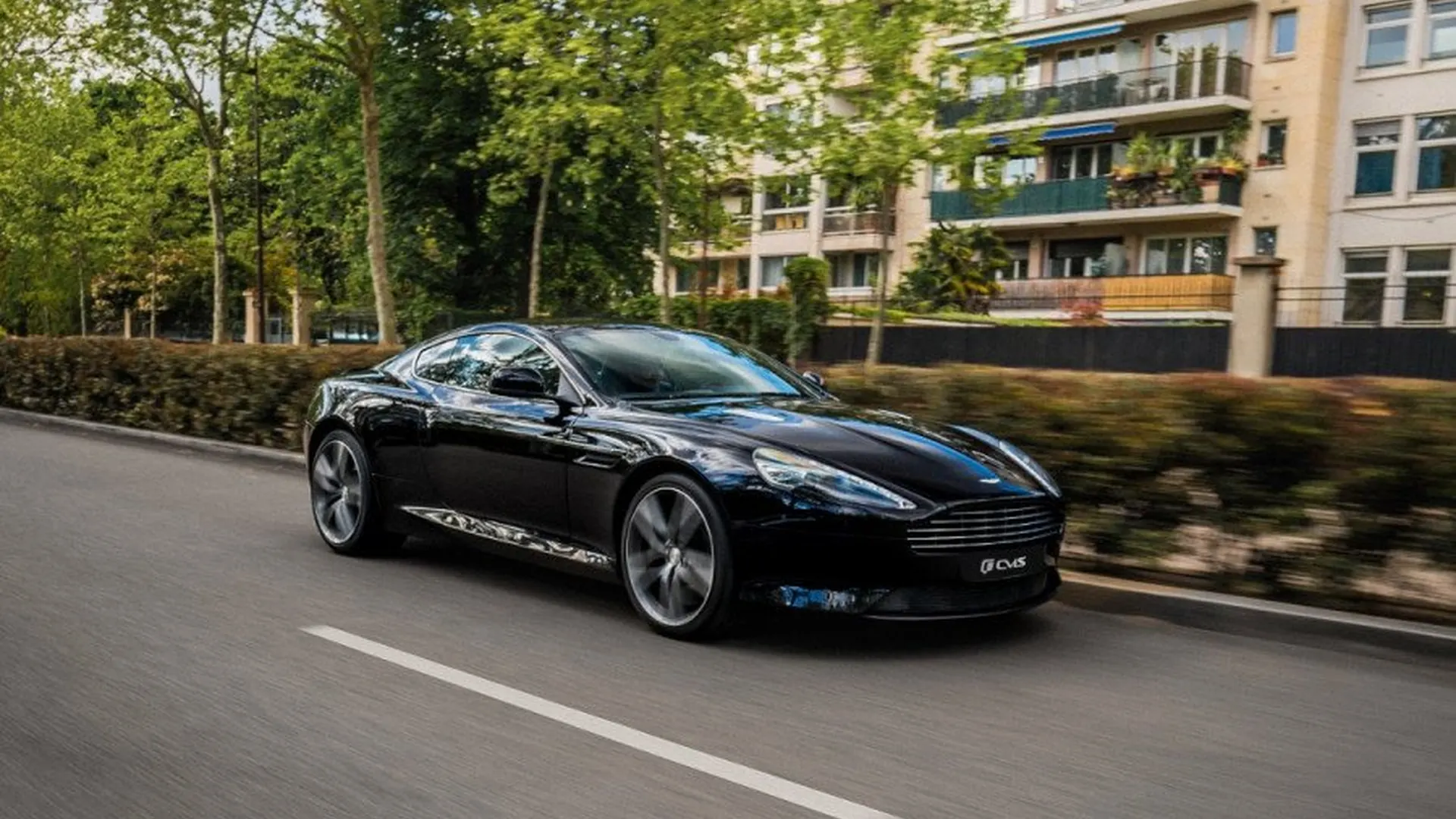 Aston Martin DB9 — photo 49