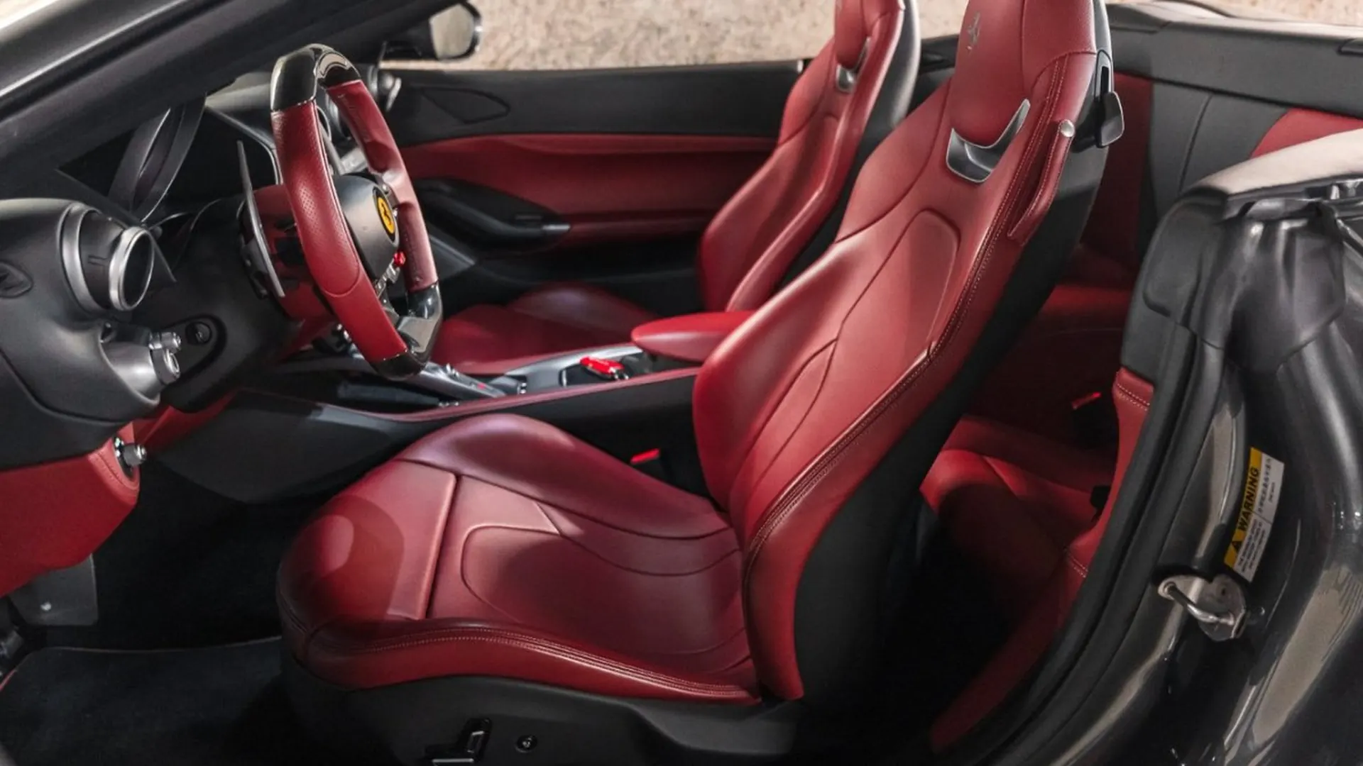 Ferrari Portofino — photo 27