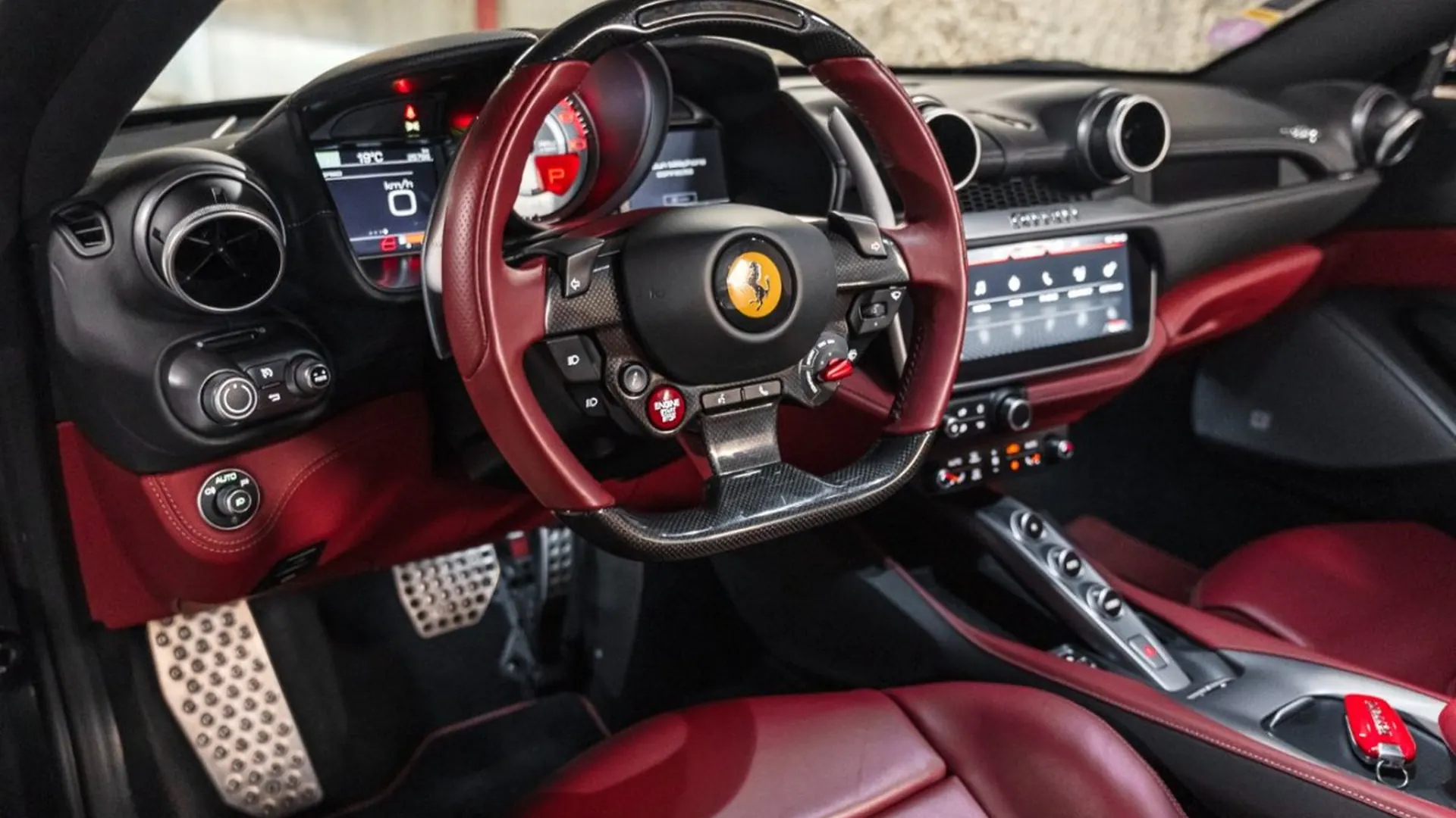 Ferrari Portofino — photo 30