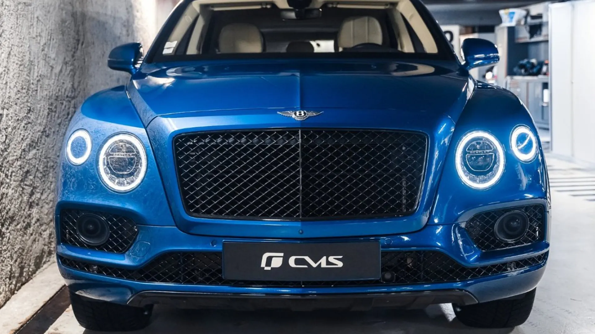 Bentley Bentayga — photo 2