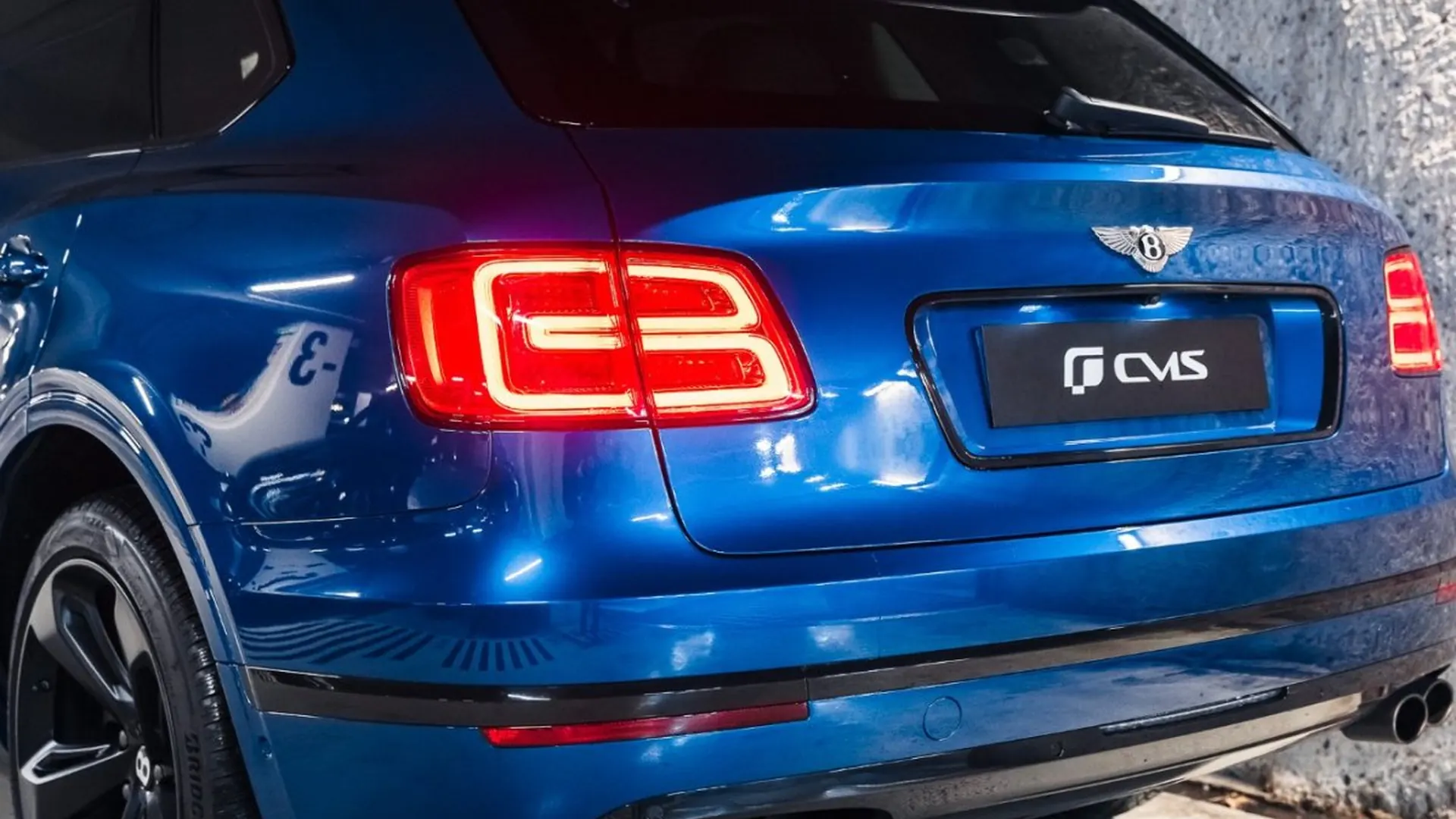 Bentley Bentayga — photo 15