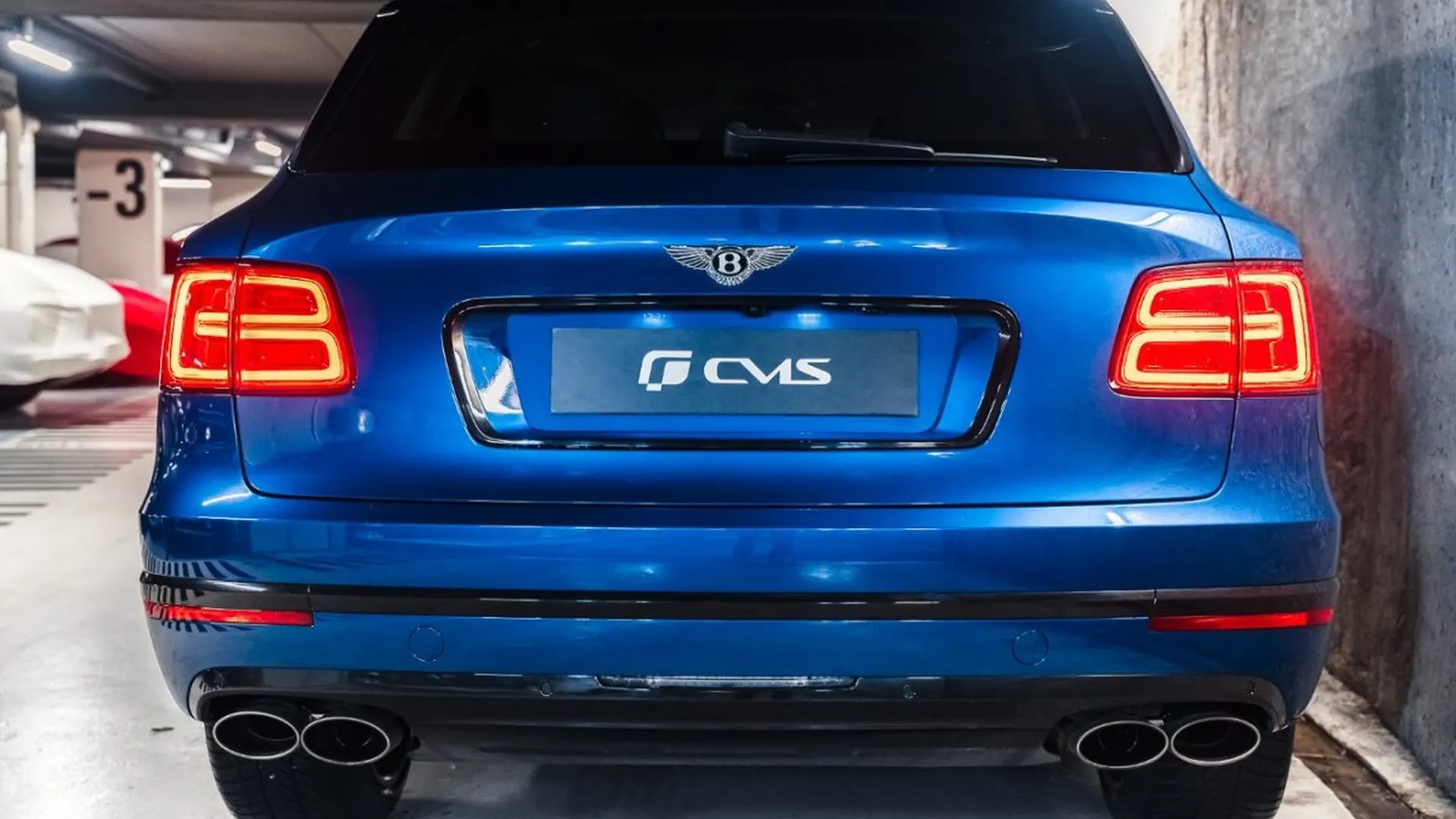 Bentley Bentayga — photo 19
