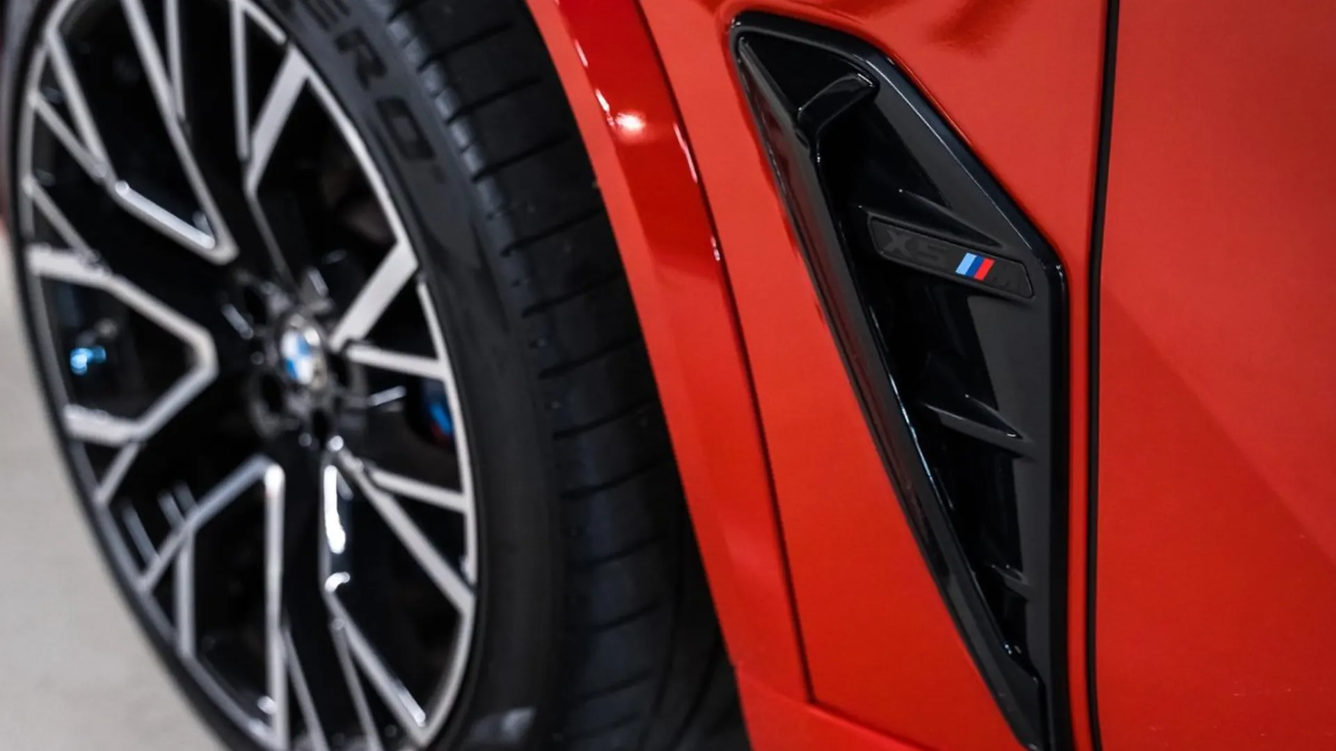 BMW X5 — photo 10