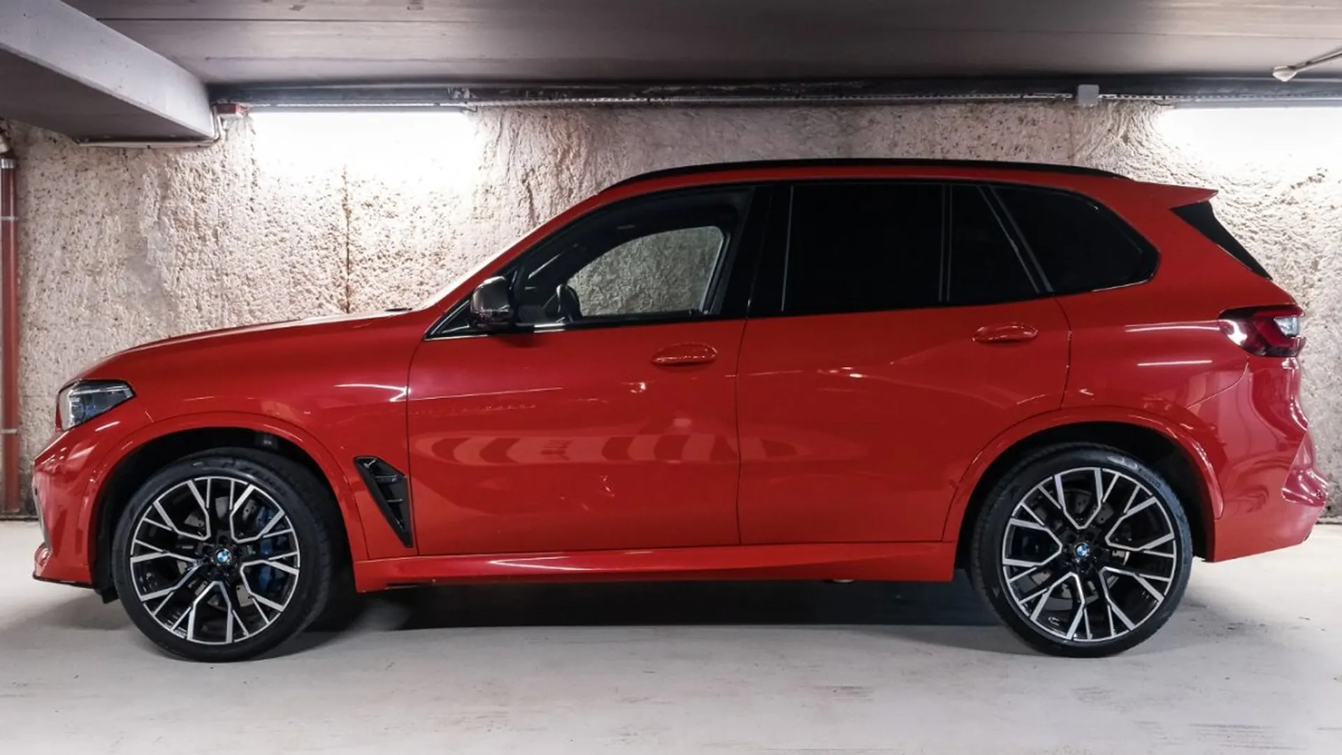 BMW X5 — photo 7