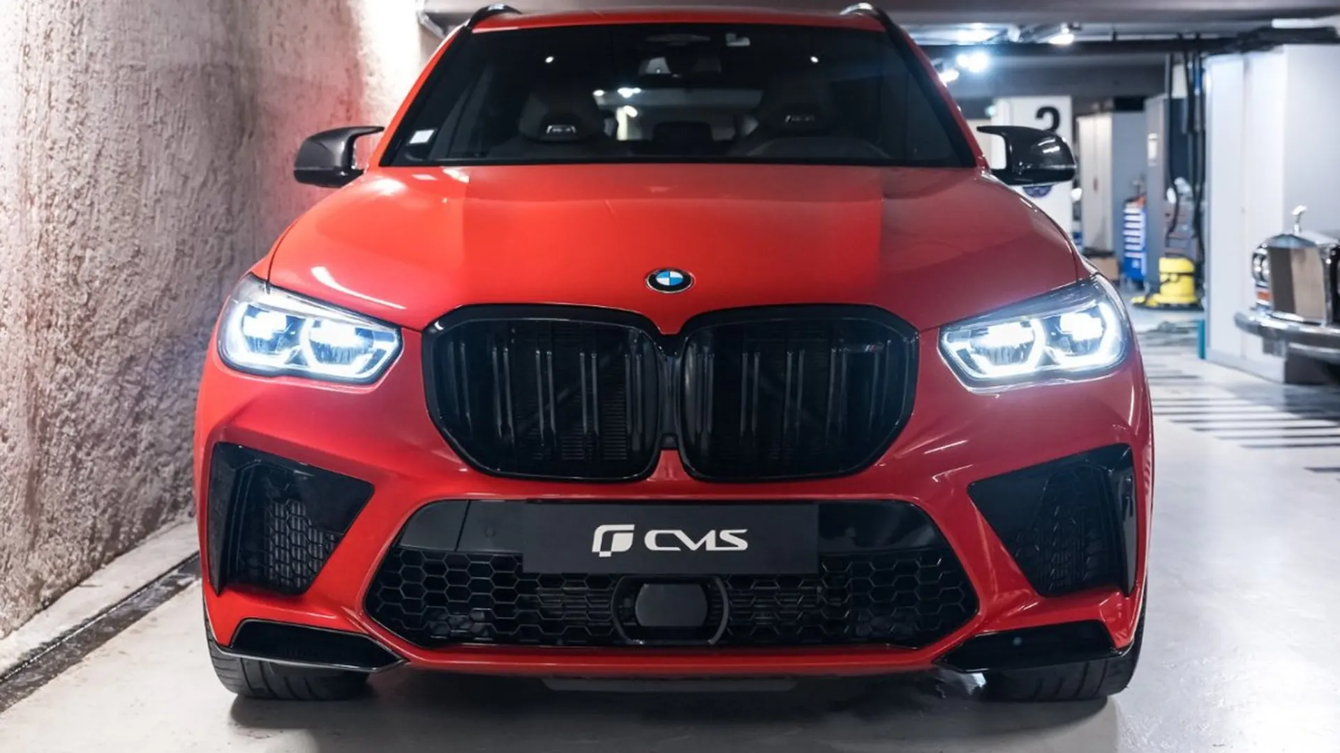 BMW X5 — photo 2