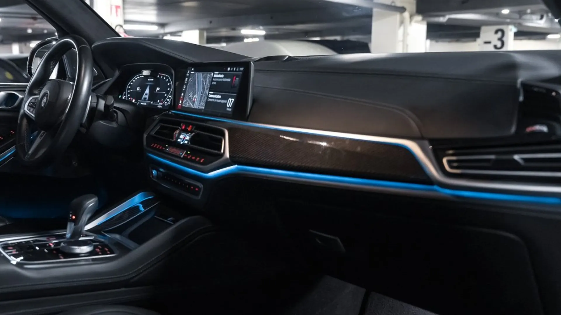 BMW X5 — photo 36