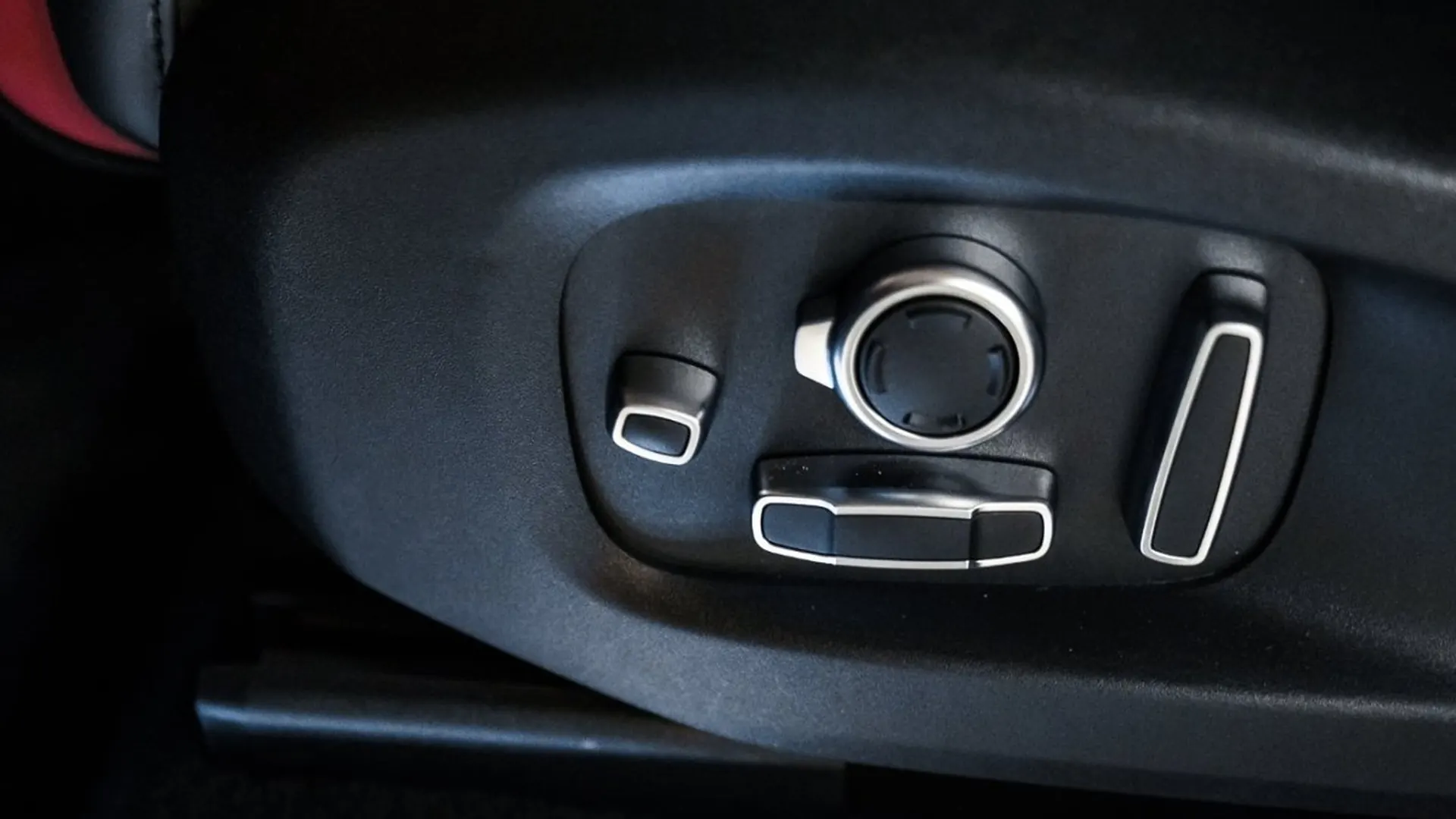 Land Rover Range — photo 27