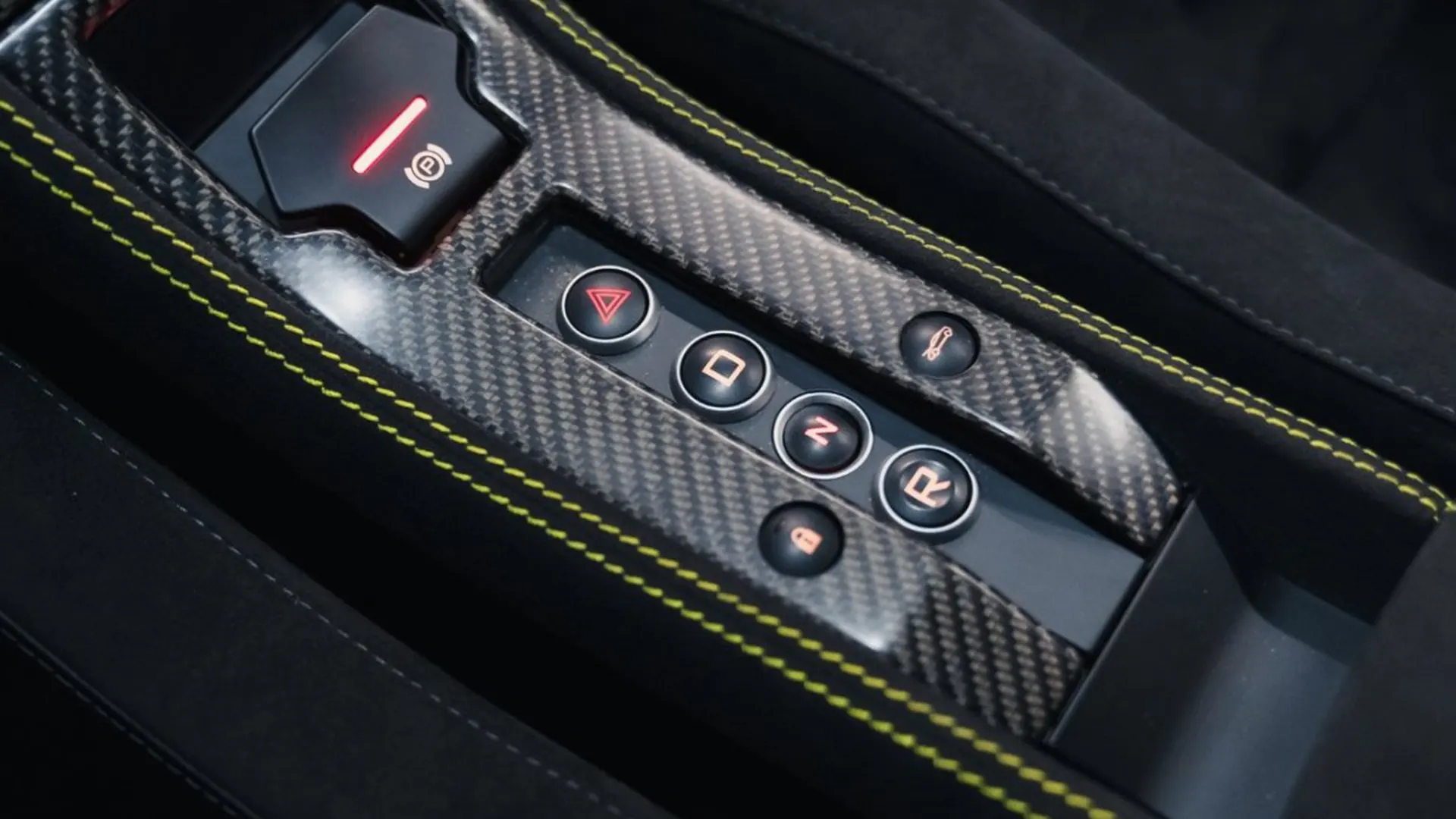 McLaren 675LT — photo 49