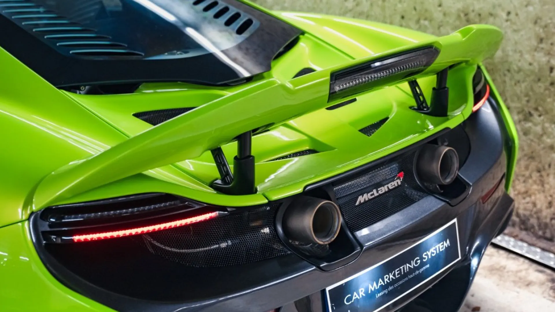 McLaren 675LT — photo 23